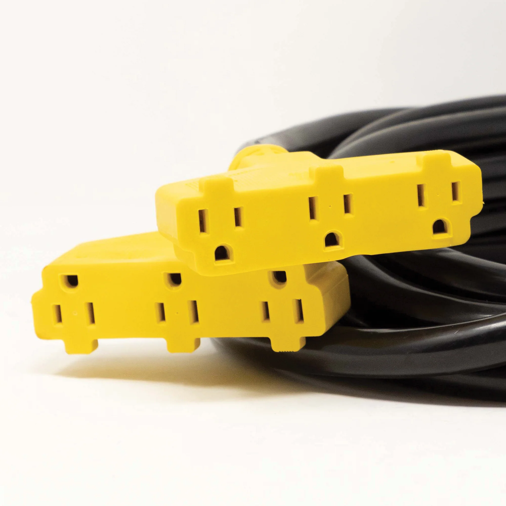 Power Cord, L14-30P to (6) 5-20R, 18 ft - Image 3